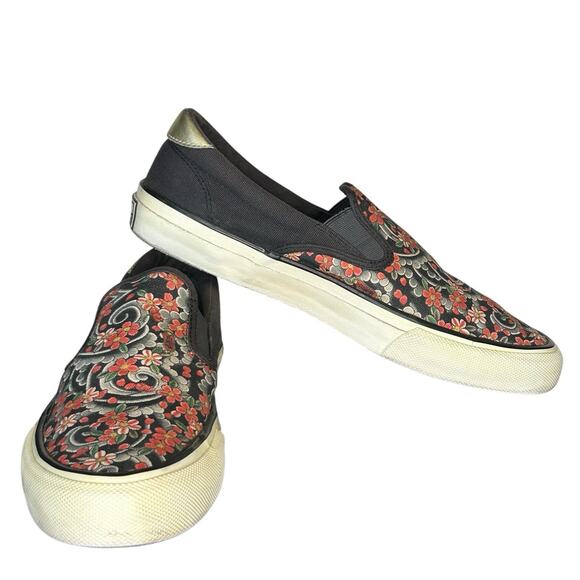 Three Tides Tattoo X Ubiq Slip On Shoes Mens 11 Sakura Fubuki Mutsuo Street RARE - Picture 2 of 14